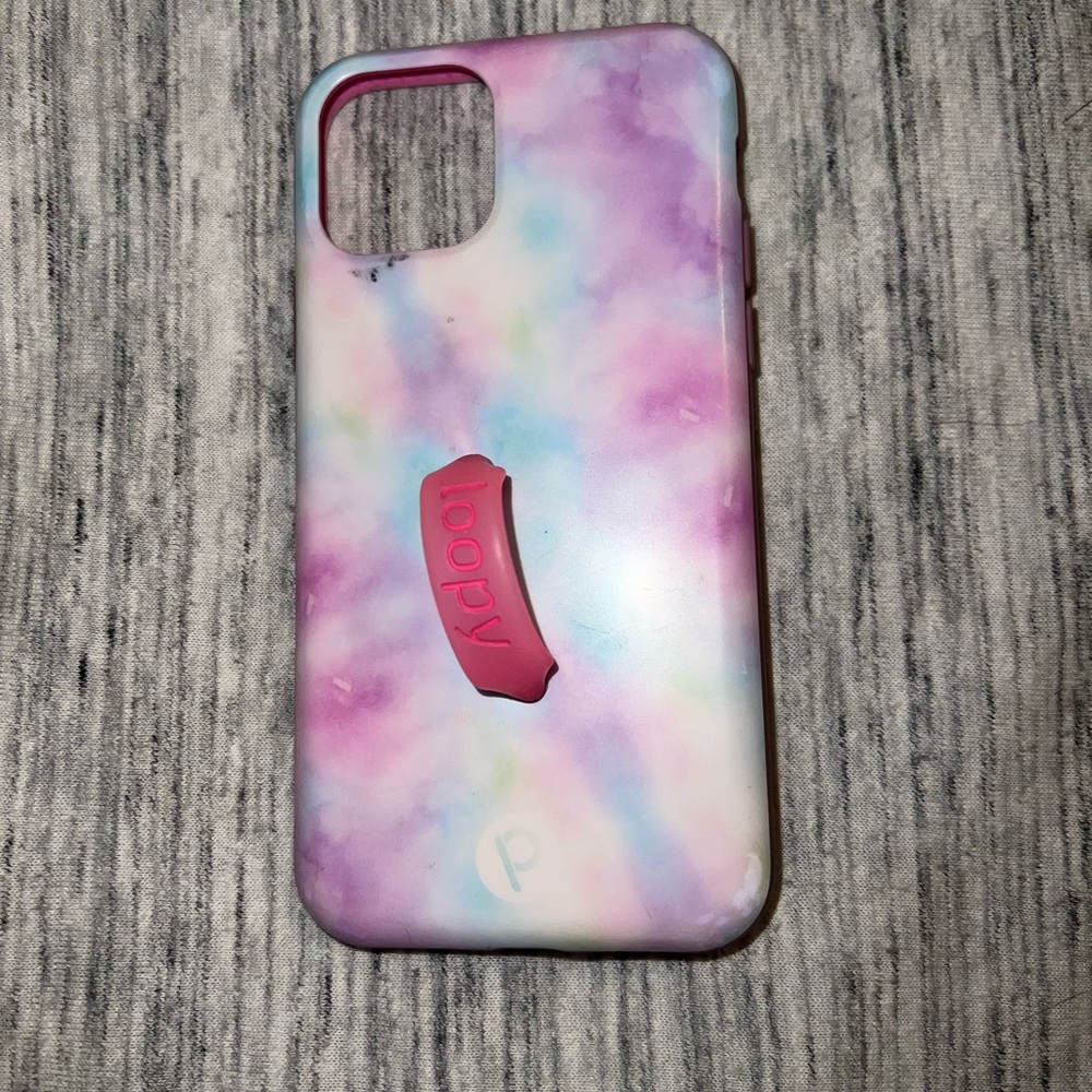 Right handed loopy case for iPhone 11 Pro. 5.8”. Normal wear, alot of life left!